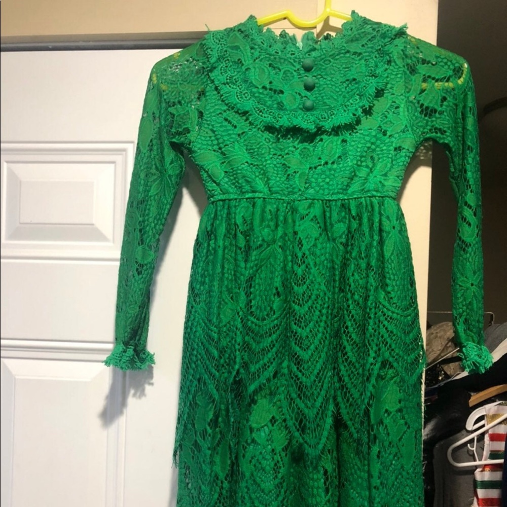 Trish Scully emerald green lace dress 7